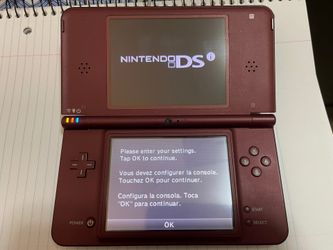  Nintendo DSi XL Burgundy : Video Games