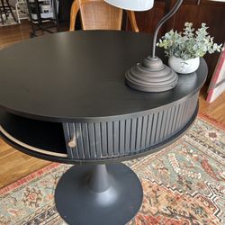 Table For Entrance Or Dining 