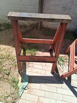 Estoy Vendiendo Estos burros para construction  Solo Por 25.00 dollares