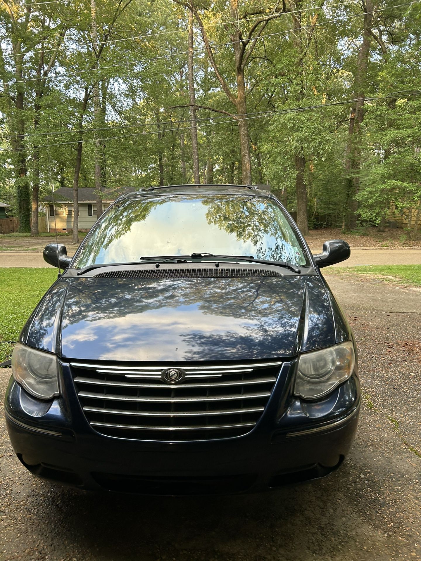 2005 Chrysler Town & Country