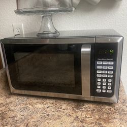 Microwave Like New