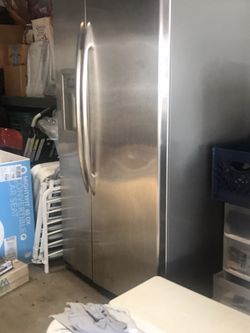 Refrigerator GE profile