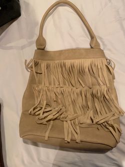 Nude shoulder purse