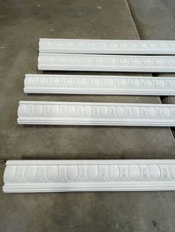 Egg and Dart Hardwood Chair Rail
