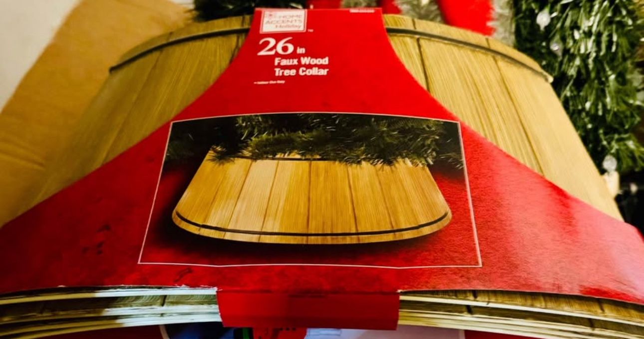 Christmas tree collar new