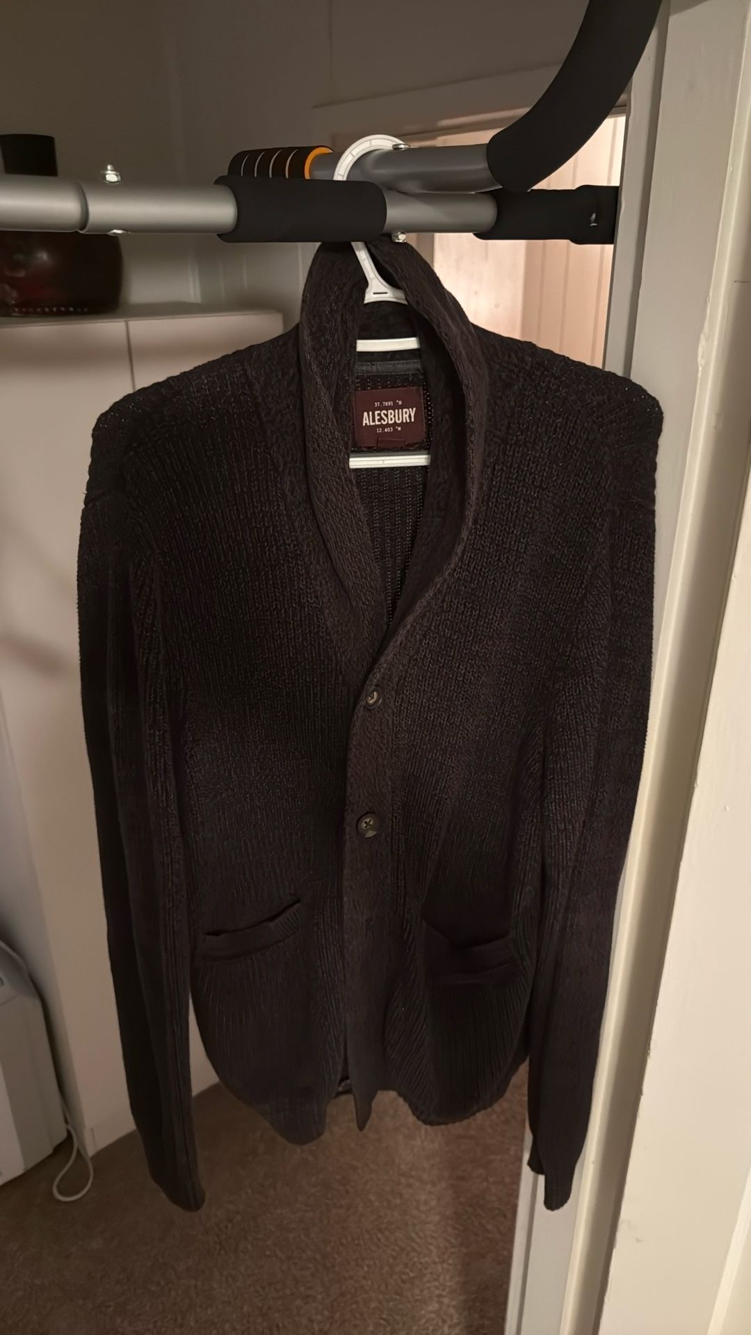 Alesbury Cardigan Sweater (Size Large) $35