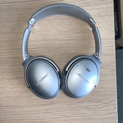 Bose Noise Cancelling Headphones
