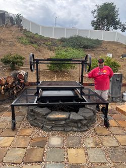 Custom spider barbecue grill