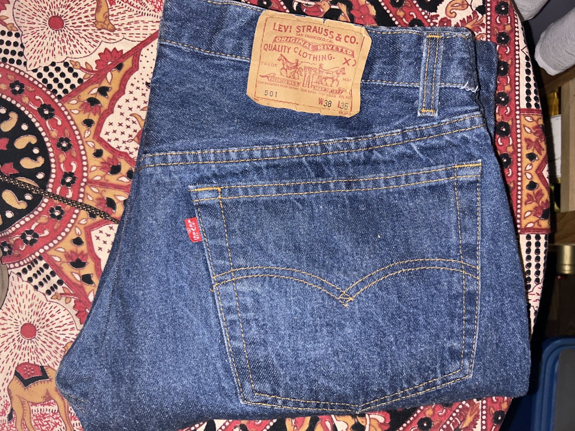 Levi's Men's 501 Original Fit Button Fly Jeans - Size 38x36 - Dark Wash