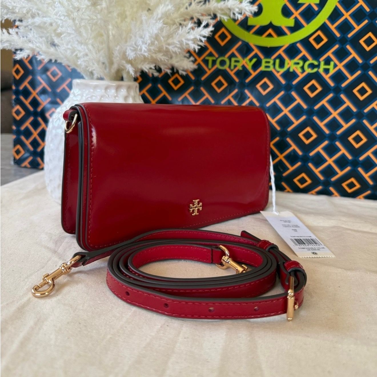 New, authentic tory burch Emerson patent mini crossbody red