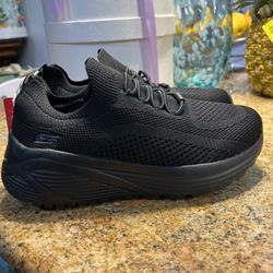 Skechers Brand New Bk/bk No Box Size 7 Men
