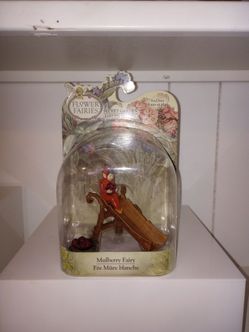 Flower Fairies Secret Garden Mulberry Fairy Figure