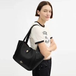 Coach Hadley Turnlock Totebag