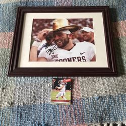 Baker Mayfield Signed Picture With A Football Card