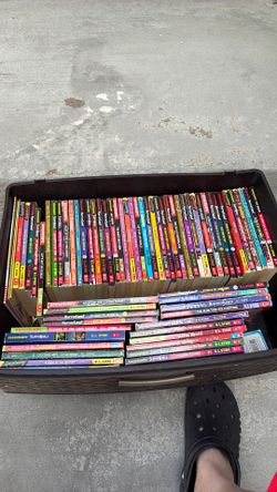 65 GOOSEBUMPS BOOKS