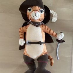 Talking Puss N Boots Plush Hasbro