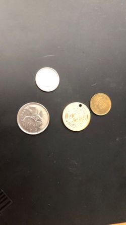 3 Random Coins and Gold Thingy 