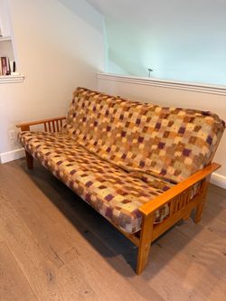Wood Frame Futon with Mattress