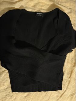 Black Ribbed Crossover Crop Top