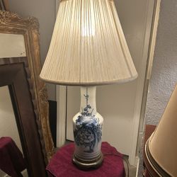 Antique Cultural Lamp 
