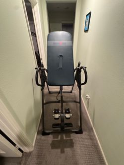 Inversion table
