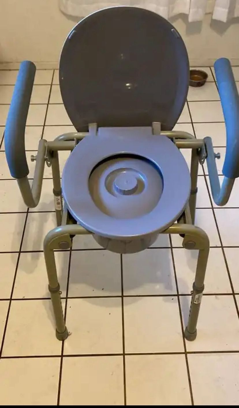 Portable Commode Chair