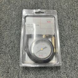 Audi Tire Pressure Gauge – ZAW173001A – Precision Tool with Audi Logo