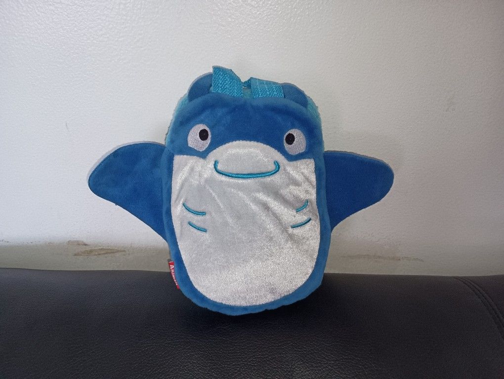 Blue & White Emirates Stingray Blanket Stuffie Stuffed Animal Travel Buddy Toy