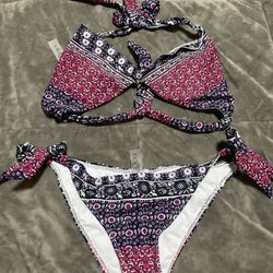 New Medium Women’s Swimsuits