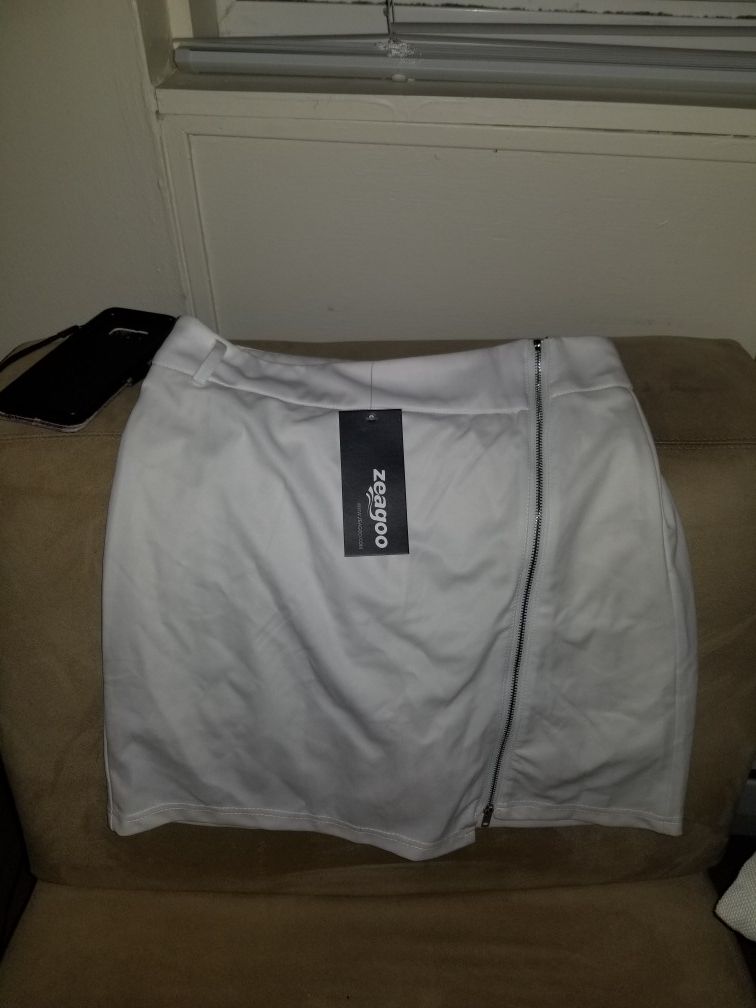 White Tennis skirt with under shorts