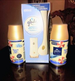 Glade Diffuser with 2 refills $10- X Streets Ray and Higley