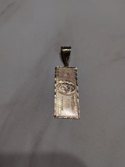 10k $100 charm