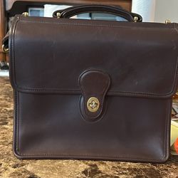 Vintage Beautiful Clean Brown Leather Coach Bag