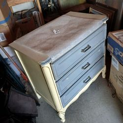 Henry Link Dresser, Pluse Randolph House  Sold Vermont Rock Maple And A Beautiful Real Mother Of Paul Dubble Light Lamp  VarNice See Description 