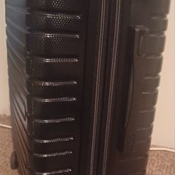 PENGUIN HARD CASE CARRY ON LUGGAGE*New