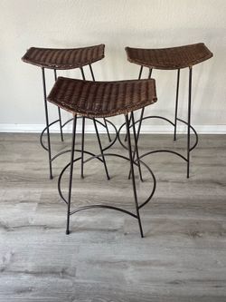 Set of 3 Wicker & Metal Counter Stools