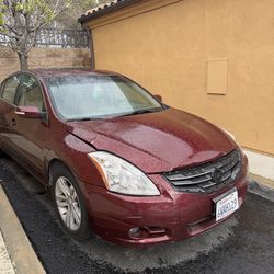 Nissan Altima 2011