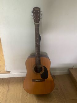 Fender Acoustic Guitar; DG-6