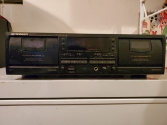 Pioneer Dual Cassette Player
