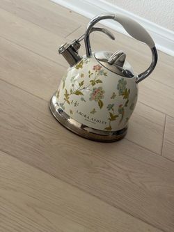Laura Ashley Floral Whistling Tea Kettle – 3L