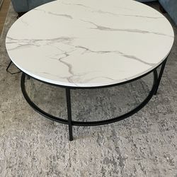 Coffee table and side table