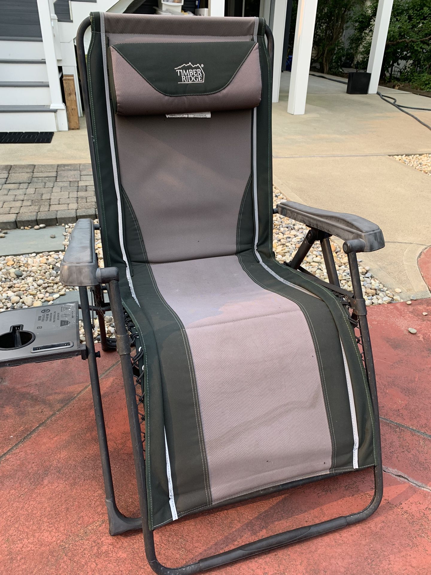 3 Costco Gravity Chair With a Foldable Table