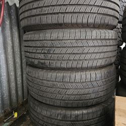 215/60R16 MICHELIN SET OF 4 USED TIRES ALL SEASON GREAT CONDITIONS