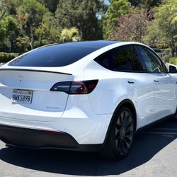 2020 Tesla Model Y