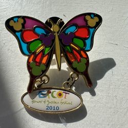 Disney Epcot Flower And Garden Festival Stained Glass Butterfly 2010