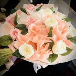 Valentine’s Day Arrangements 