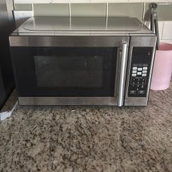  Black & Decker Microwave