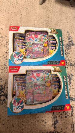 Pokémon 30th Celebration Sylveon ex Box
