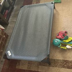 X-large Pet Bed Elevated 