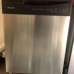 Frigidaire Dishwasher 